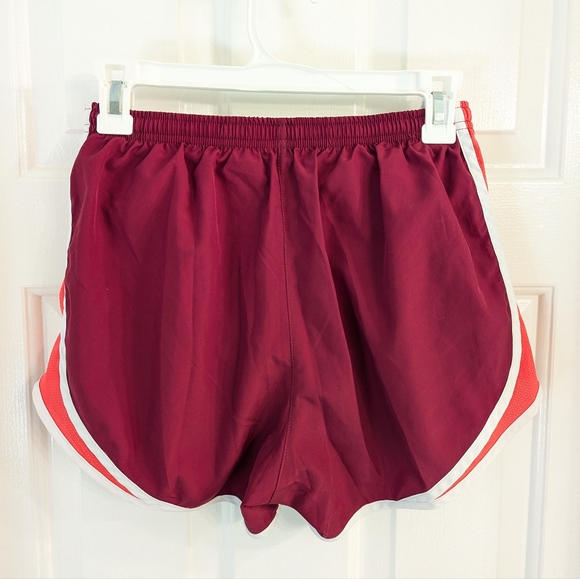 Nike Athletic Dry Fit Shorts - Great For Running, Training, Gym, Sports, Etc - Picture 6 of 6